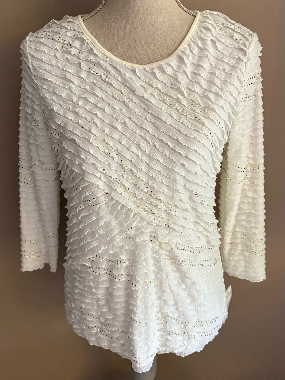 Notations White Ruffled Textured Tiered Sparkle Eyelet 3/4 Length Blouse Size S